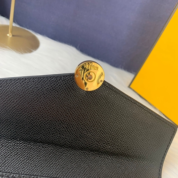 超激安ブランド財布偽物細部ディテール